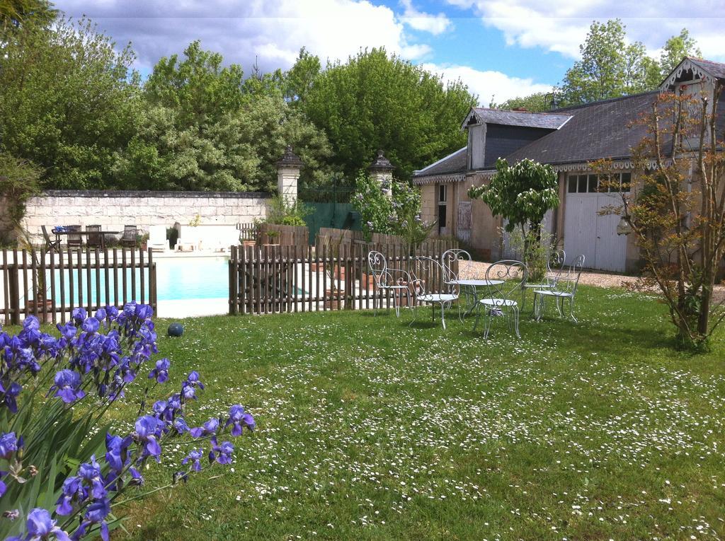 Chambre D' Hotes La Lucasserie Saumur Exterior photo